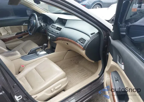 2011 Honda Accord 3.5 Ex-L z USA, uszkodzony, nr VIN 1HGCP3F8XBA016440